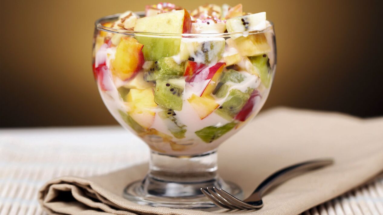Fruit salad in your favorite diet