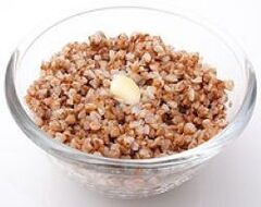 Buckwheat porridge is the main dish in the buckwheat diet